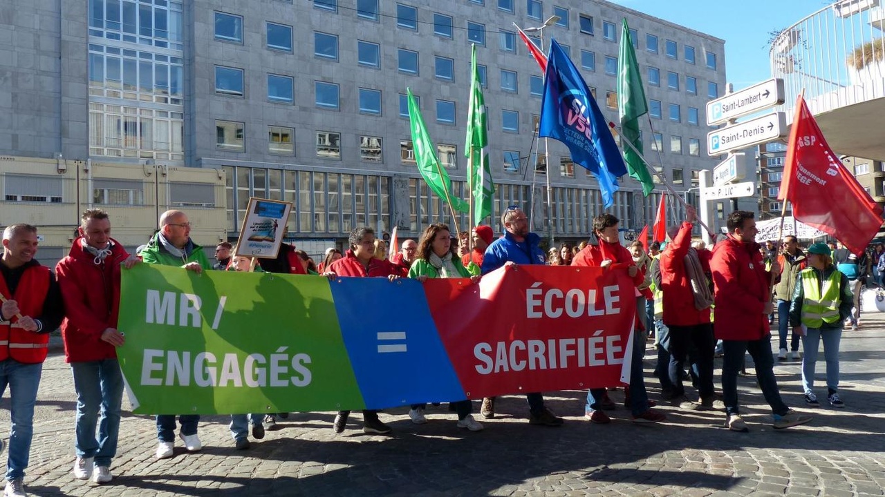 Manifestations dans l’enseignement : une trentaine d’établissements toujours en grève en province de Liège