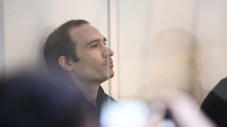 Azerbaïdjan: qui est Martin Ryan, le Français gracié après avoir été emprisonné pendant près de trois ans pour "espionnage" ?