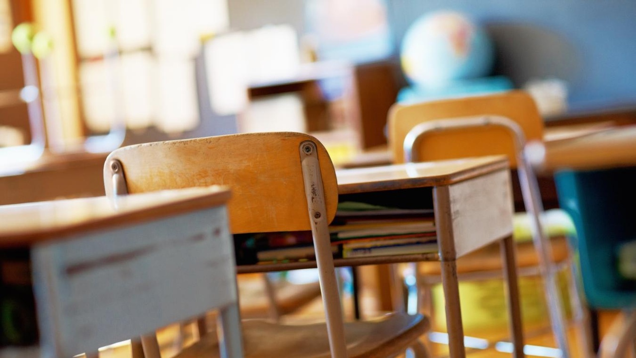 « Nous ne pouvons évidemment pas nous satisfaire de ces résultats » : le PS presse l’Arizona à soutenir les enseignants