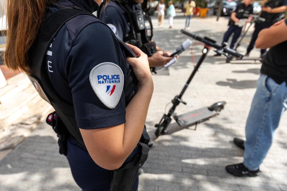 « Je ne savais pas que l’assurance était obligatoire… » : à Draguignan, une opération de police cible les utilisateurs de trottinettes électriques