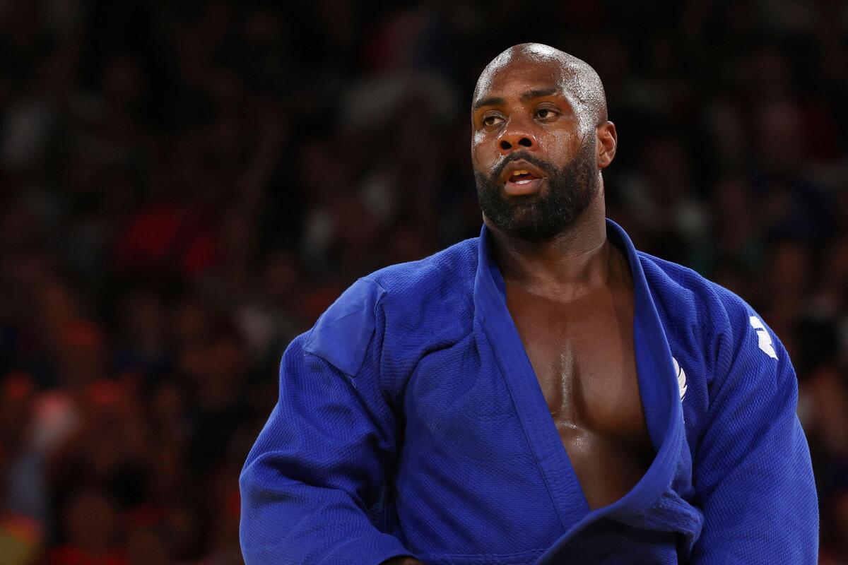 Messages haineux ciblant Teddy Riner : enquête ouverte pour injures publiques racistes et cyberharcèlement