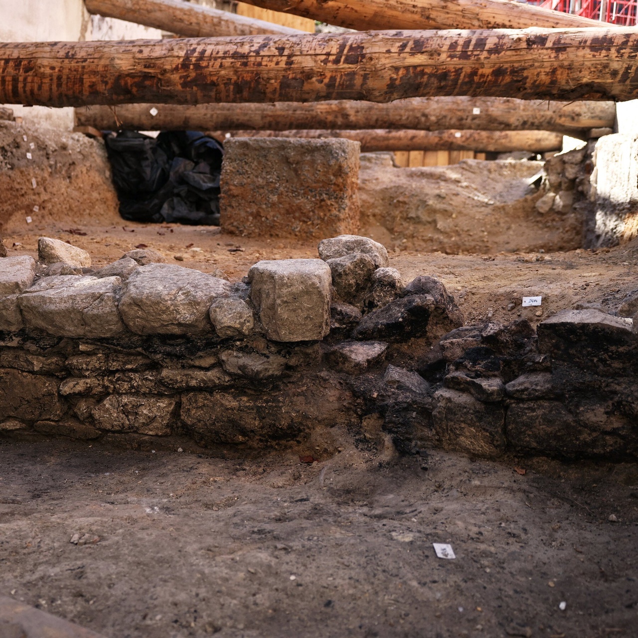 Ancient Wall Found in Paris Provides Clues to City’s Origins