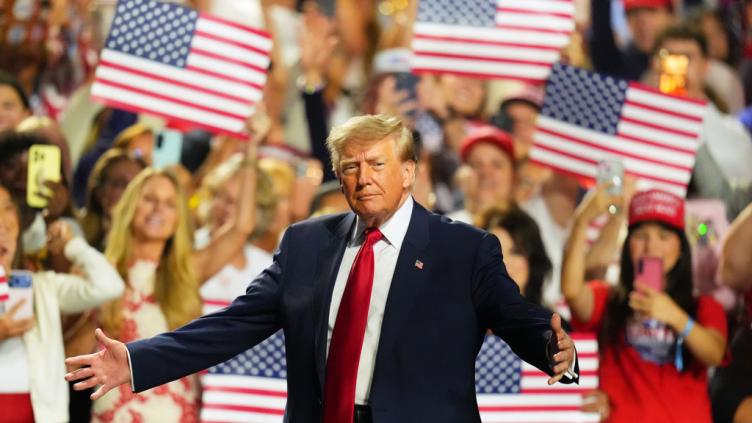 Texas, Alaska, Michigan... Aux États-Unis, ces États qui pourraient faire basculer le résultat des élections de mi-mandat
