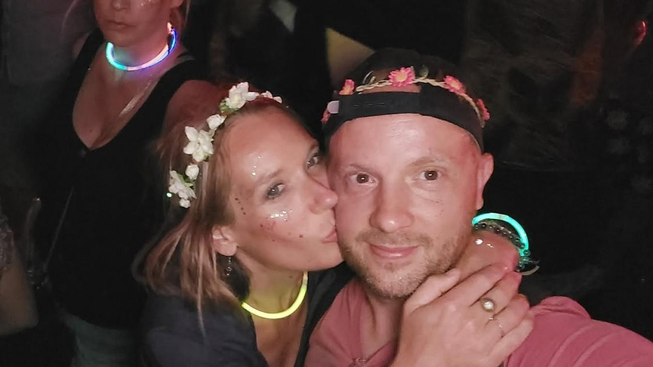 « Ces dernières heures ont été incroyables, c’est de la folie ! » : le soulagement du compagnon de Julie après les 188.207 € récoltés pour son traitement contre le cancer