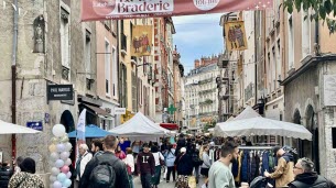 Grenoble. « Le plus beau centre commercial, il est ici » : face à Neyrpic ou Grand’Place, comment le centre-ville tente de résister