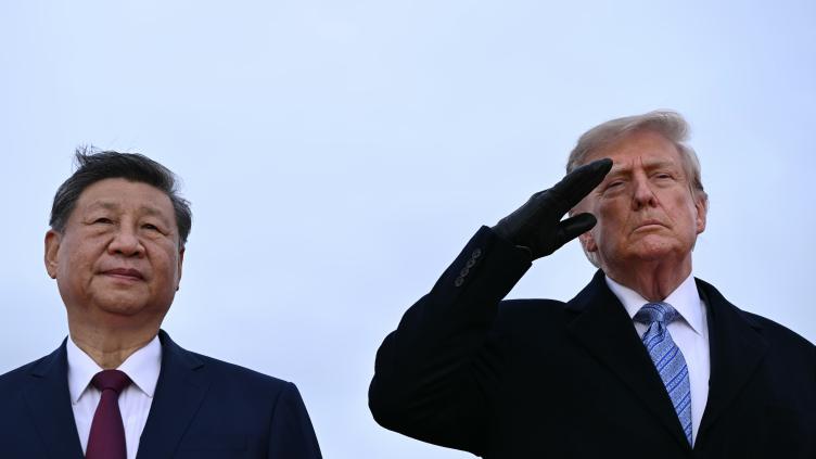 Xi reçu par un Trump aux petits soins