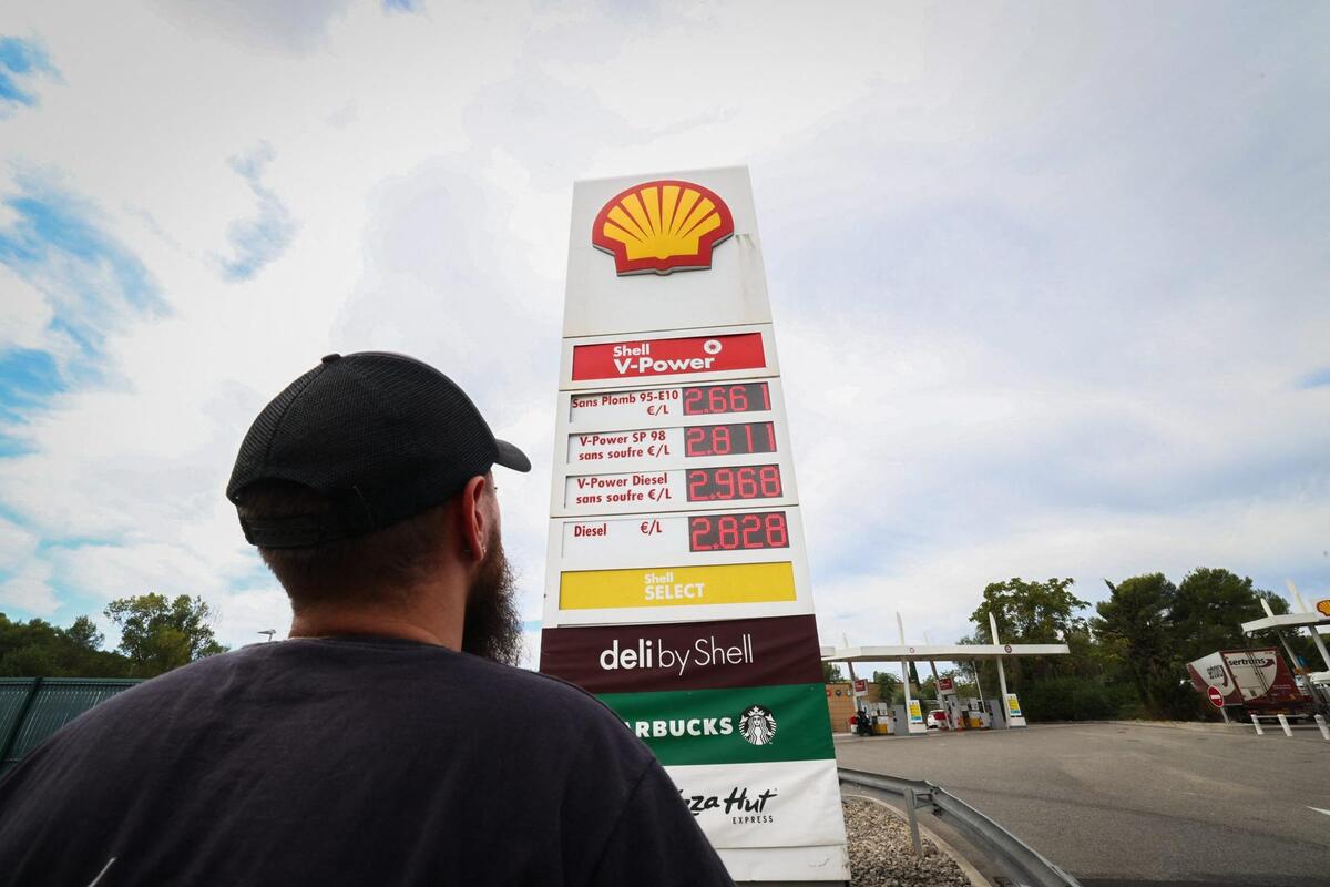 « C’était trop, j’ai décidé d’arrêter » : face à une crise « jamais vue » des prix des carburants, des stations-service françaises au bord du gouffre