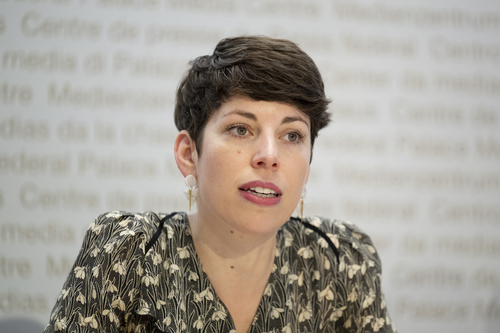 Naturalisation en Suisse: Le Conseil des États refuse de simplifier l’accès au passeport suisse