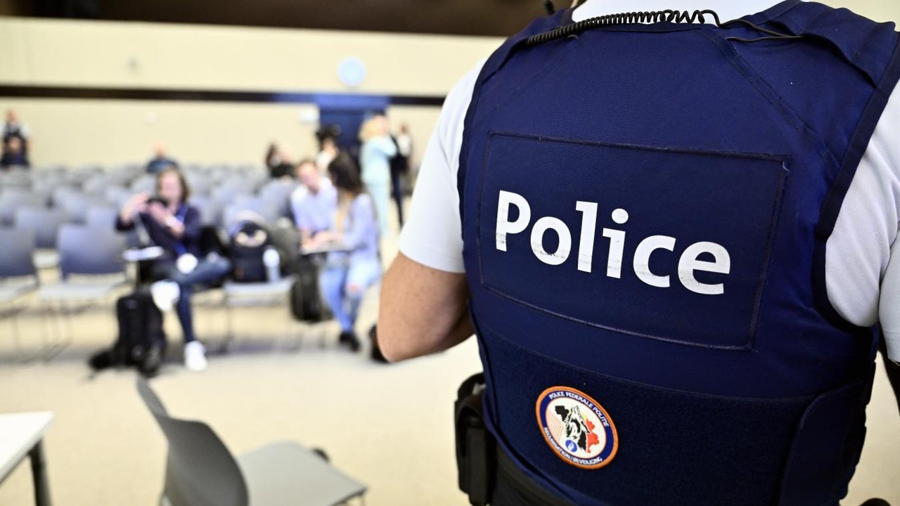 Des centaines de dossier dorment depuis des mois dans des boîtes : la police accuse près d’un an de retard dans les remboursements médicaux