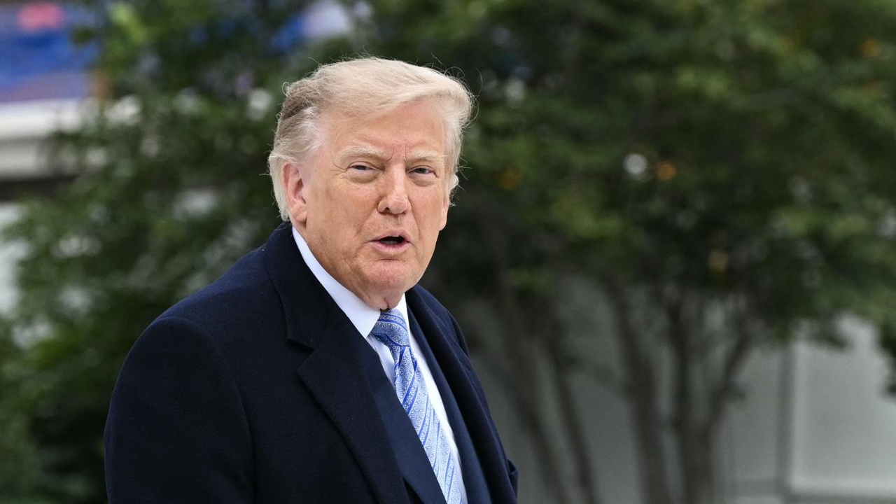 Bras de fer entre Donald Trump et les médias : des journalistes de CNN, MS NOW et Politico toujours privés d’accès à la Maison-Blanche