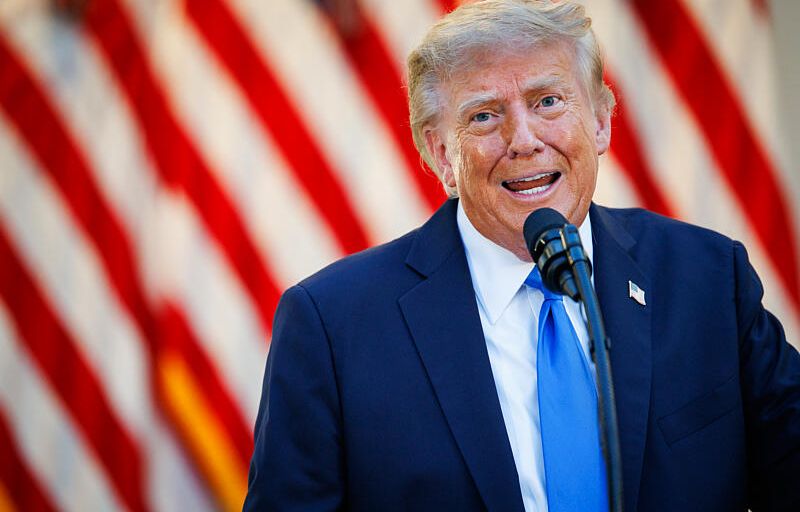 Donald Trump menace de couper l’eau des chutes du Niagara côté Canada ? C’est fake