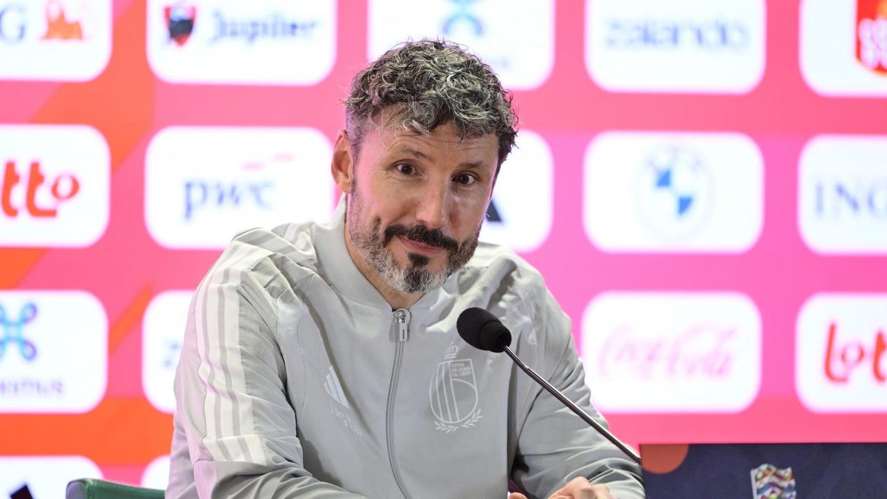 Mark van Bommel avant son premier match en tant que sélectionneur des Diables rouges : « Romelu Lukaku a encore besoin de temps »