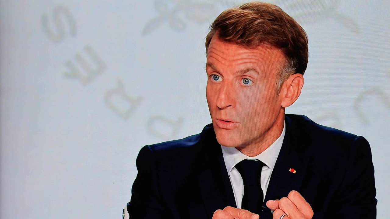 Une attaque de drones russes en France ? Emmanuel Macron dément avoir été alerté par la CIA !