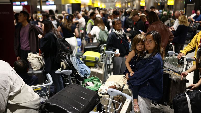 Plus de 2000 vols annulés depuis mardi au Royaume-Uni, trafic toujours perturbé