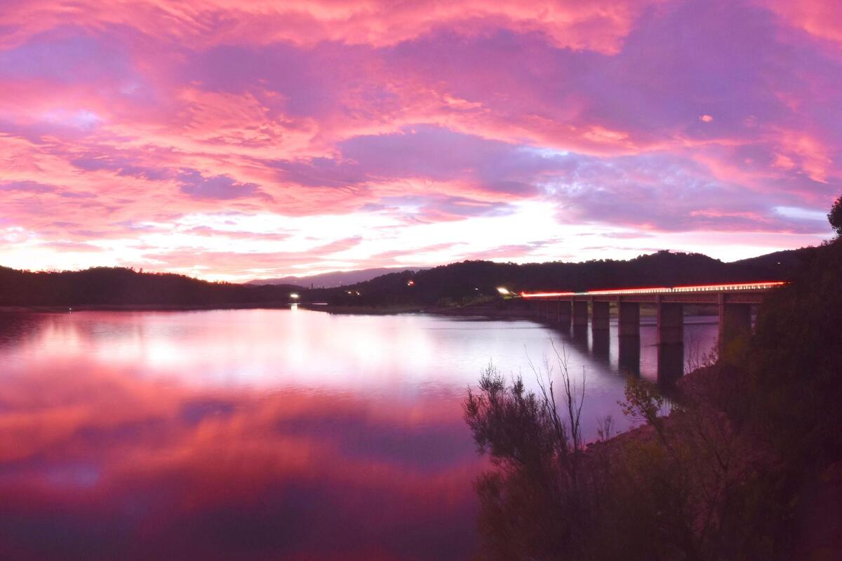 EN IMAGES. Vos clichés du spectaculaire coucher de soleil sur la Côte d’Azur
