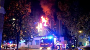 Grenoble. Violent incendie à Saint-Bruno : « Une femme était assise sur le bord de sa fenêtre avec ses trois enfants en pleurs »