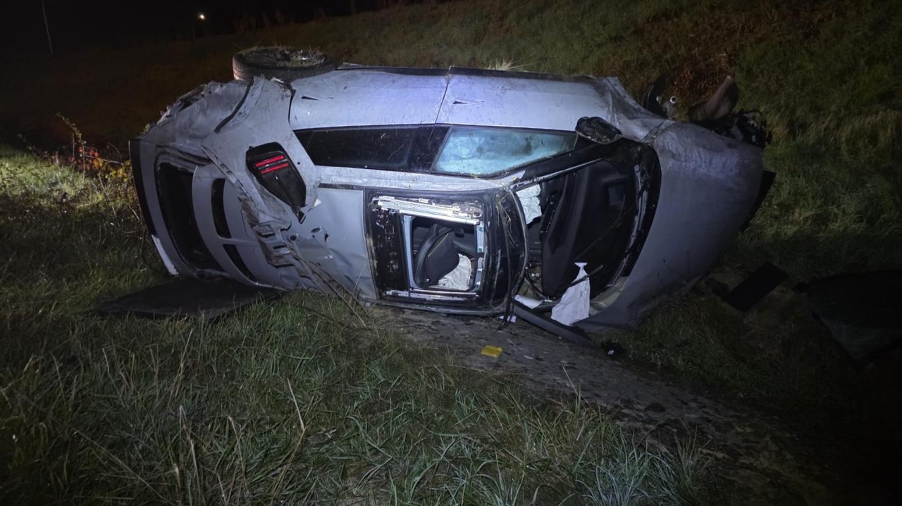 Terrible accident sur l’E40 à Remicourt : un motard perd la vie après une collision avec une voiture