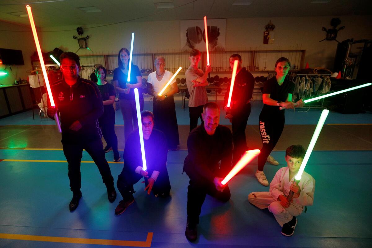 « On essaie de s’éloigner de l’univers Star Wars » : à Monaco, on enseigne l’art du sabre laser