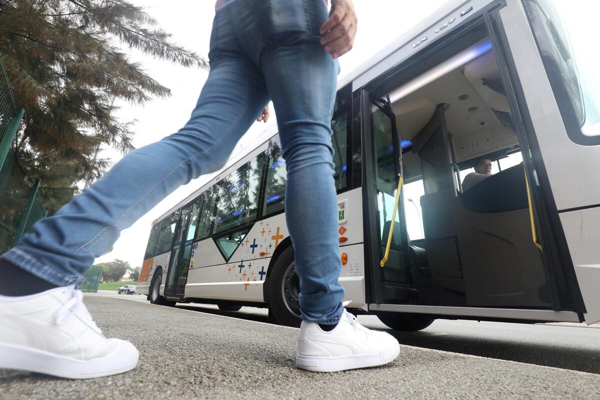 Erreurs d’itinéraire, arrêts oubliés, retards… Des débuts compliqués sur plusieurs lignes de bus de cette commune près de Nice